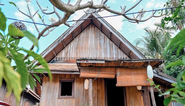 HoP:House of Peace in Heritage Area; walk to evthg