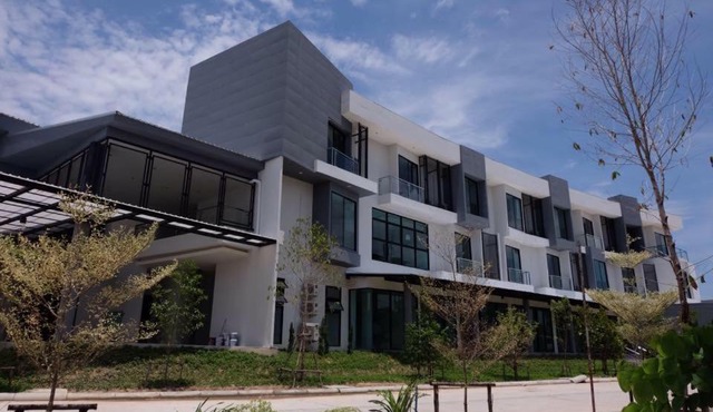 Hotel Chuan Chom The High Resort Saraburi