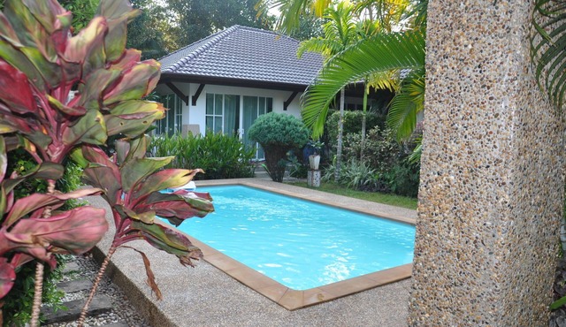 House with swimming pool in Krabi