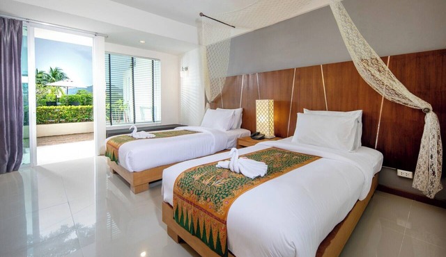 Impress Resort in Thep Krasattri