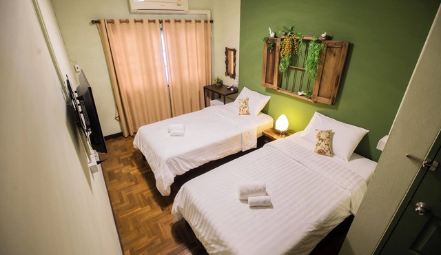 iRoom Boutique House