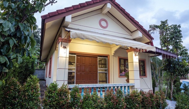 Kamala garden house 2 bedrooms stay 4-6 persons