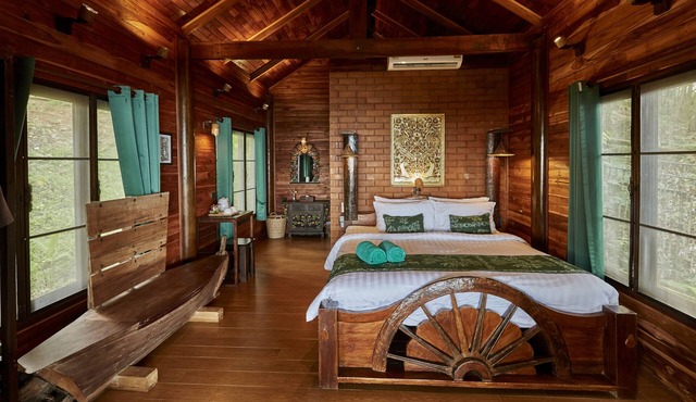 Koh Jum Ocean Beach Resort in Nuea Khlong