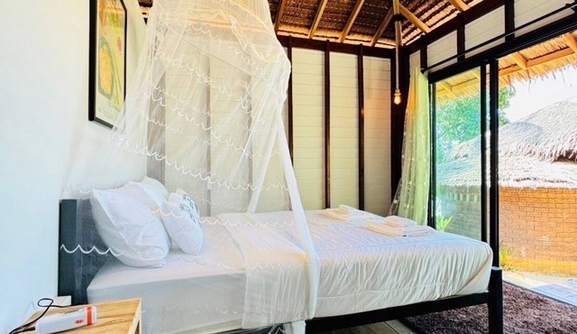 Koh Pu Sea View Beach Resort in Nuea Khlong
