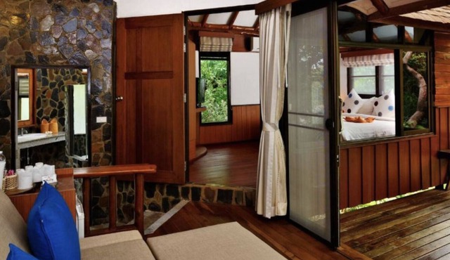 Koh Tao Family Cottage A/C with ABF