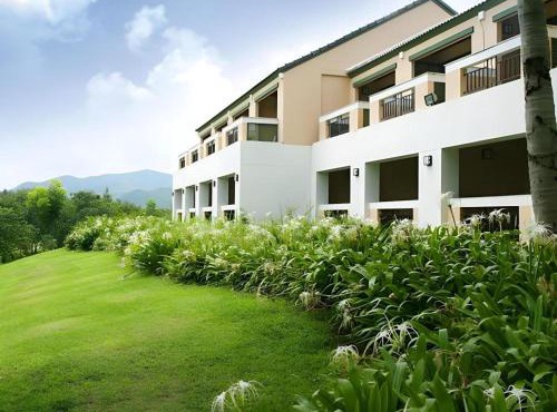 Lake View Hotel And Golf Club in Ban Phu Wai