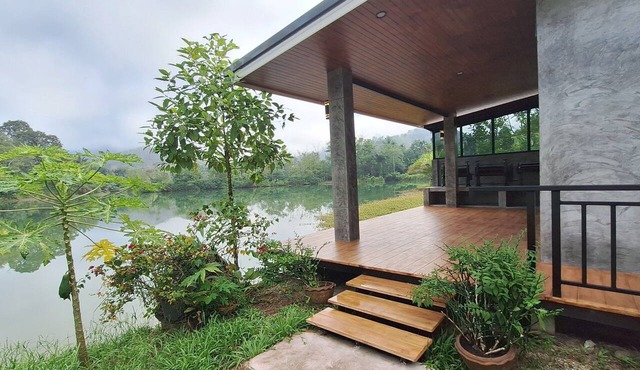 Lakeview Retreat near Hin Lad Waterfall, Nature & Cycling Escape in Kapong