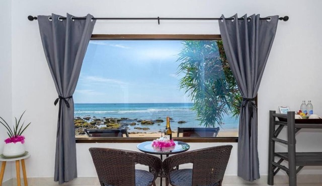 Lanta Beachfront Resort in Ko Lanta