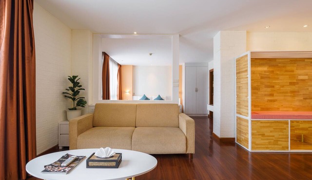 Lantana Resort Hotel Bangkok in Bangkok