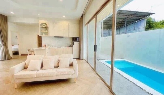 Level TWO pool villa Sriracha in Si Racha