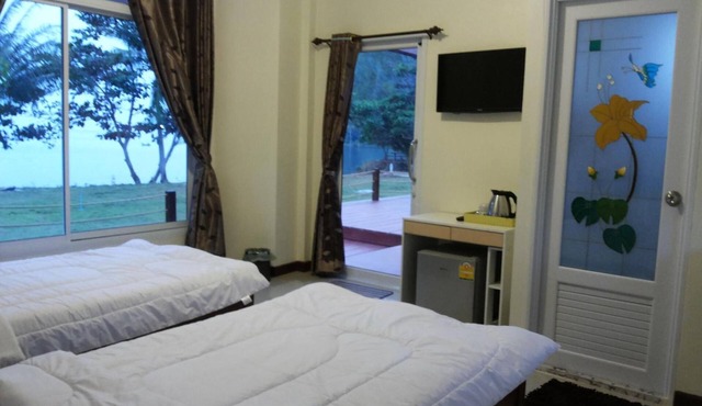 Lomtalay Resort Trat in Laem Ngop