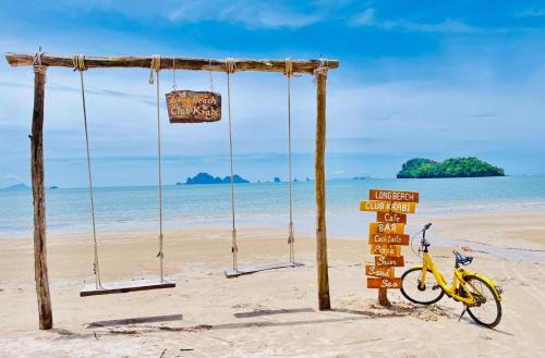 Long Beach Club Krabi in Ban Nong Thale