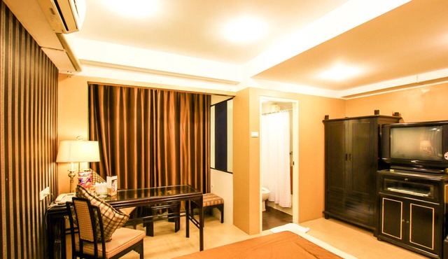 MAMBA and Baan Aranya Serviced Apartment