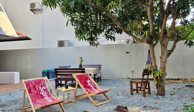 Mid Century villa close Jomtien 1 mins walk ,pattaya 3 Bed 4 Bath Pet welcome in Muang Pattaya