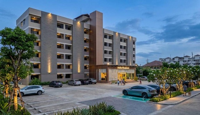 Miloft Suvarnabhumi Airport Hotel