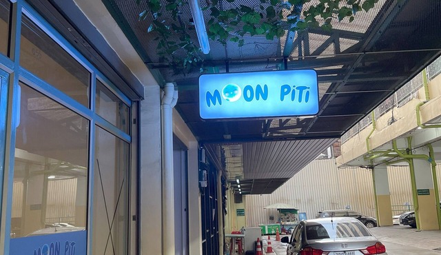 Moon PiTi