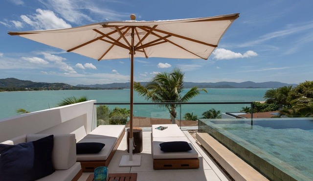 Muscat 3-bedroom Villa With Beach Access in Koh Samui