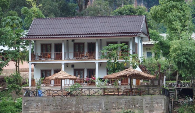 Nam Ou River Lodge