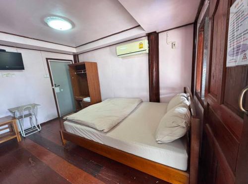 Newhome RESORT in Ban Noi