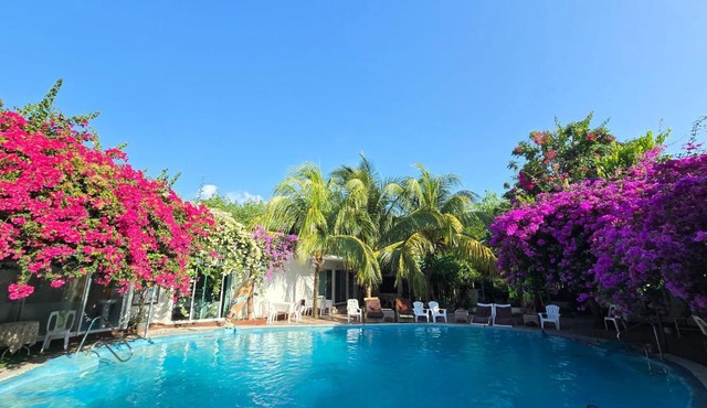 Oasis2 Phuket Airport Glamping