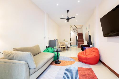 OH Homes - Samsen 12 in Bangkok