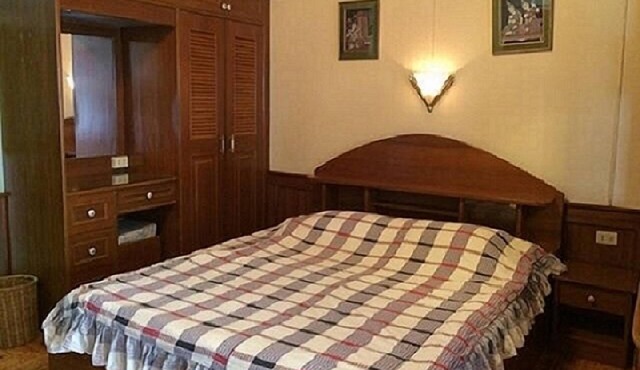One Bedroom with Kitchen & Balcony #6