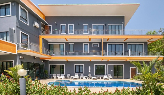 OYO 665 Sj House Hotel in Krabi
