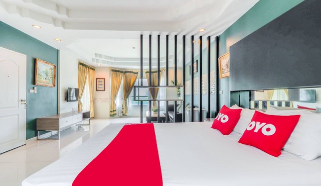 OYO 926 Sydney Resort in Si Prachan
