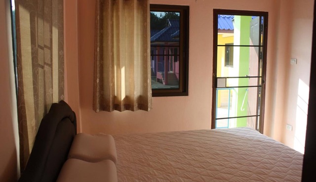Panna Kalong in Chiang Khong