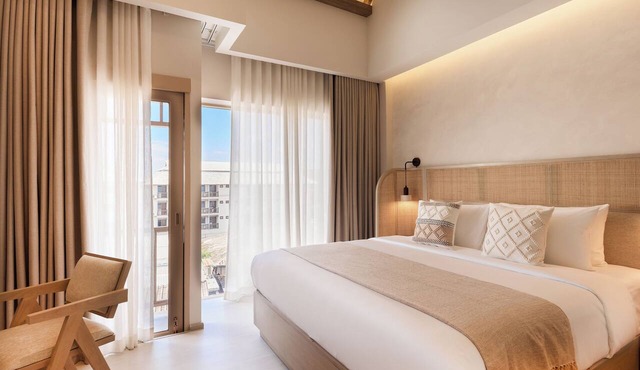 PE-LA Thapae Boutique Hotel