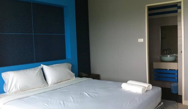 Phongkaew Hotel in Surat Thani