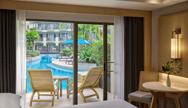Phuket Marriott Resort & Spa, Merlin Beach in Patong