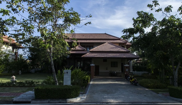 Phuket private pool 4 bedrooms villa