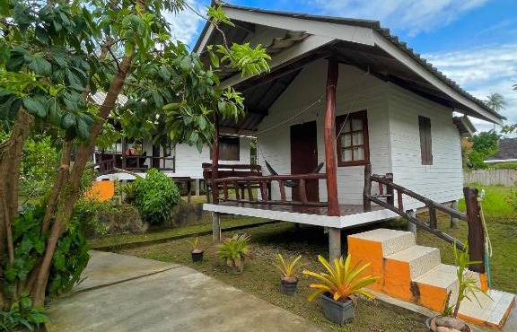 Pyramid Bangalow in Phuket