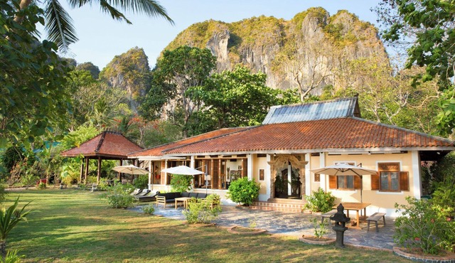 Railay Beach House Fabulous Sea and Cliff Views, Lovely Decor 4 bdr-2 Bath RBC