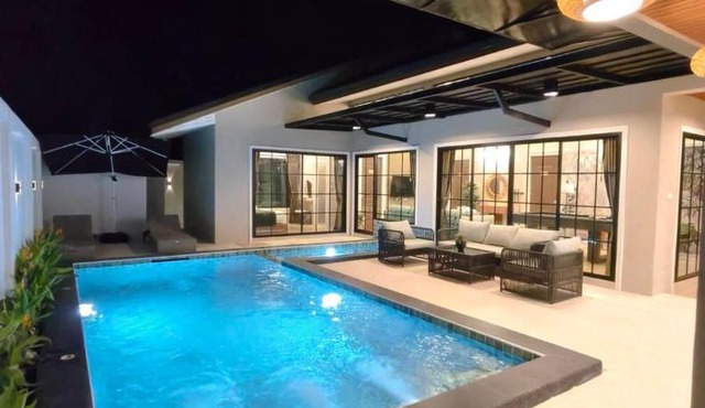 Rivla C Pool Villa near Ao nang beach in Krabi