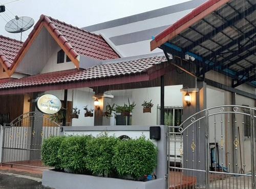 Rutcha homestay Betong รัชชา โฮมสเตย์ เบตง in Betong