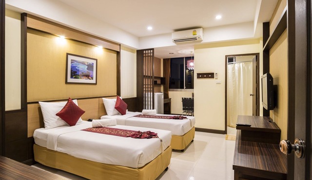 Sakulchai Place Hotel