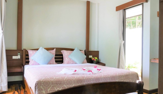 Samet Ville Resort in Rayong