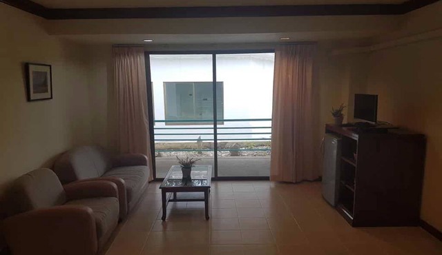 Sawang Resort Golf Club and Hotel in Khao Yoi