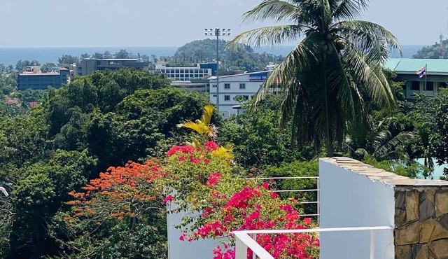 Sea view apartment, 5 min drive from Kata Beach