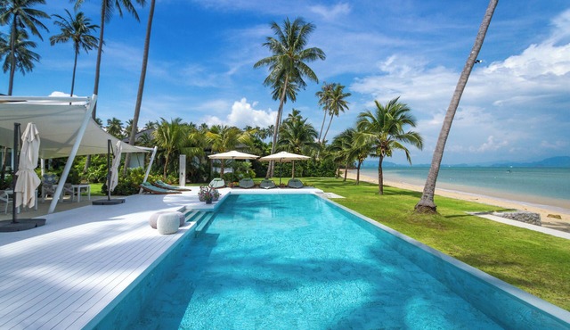 Serene 2BR Beachfront Villa near Pasai Beach in Ko Yao