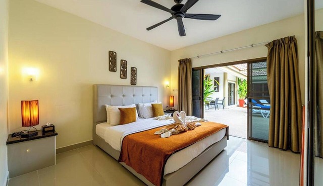 Siam Court Hotel And Resort in Sattahip