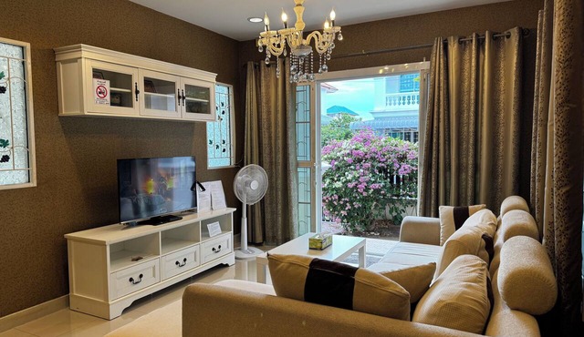 Simple and Private Living Home near Suvarnabhumi Airport 23 min in บางโฉลง