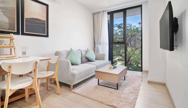 Skypark Aurora, One Bedroom 3308 1Bx Deluxe