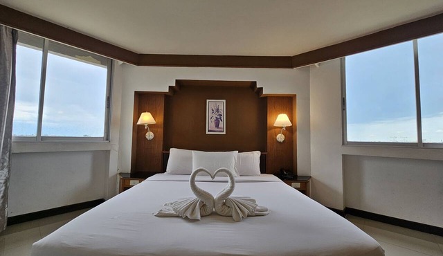 Songphanburi Hotel in Suphan Buri