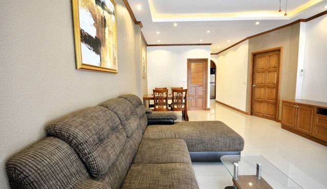 Spacious Corner 1-Bedroom Condo with 2 Balconies - Baan Suan Lalana in Muang Pattaya