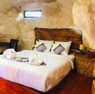 Stone cozy home at Anaview in San Sai