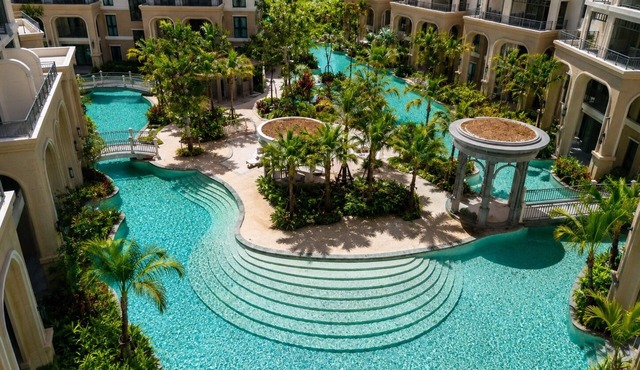 Suite Valencia 2BR The Title Legendary BangTao