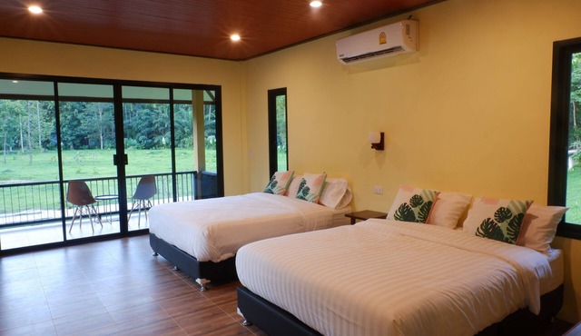 The Bliss Khao Sok Boutique Lodge in Phanom